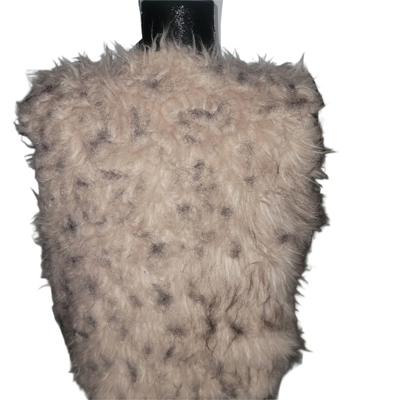 BB Dakota Faux Fur Vest in Blush and Tan M - Picture 6 of 7